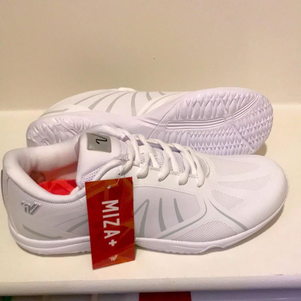 White varsity miza +